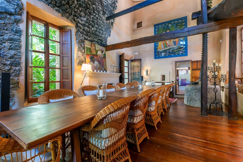Son Salas indoor dining