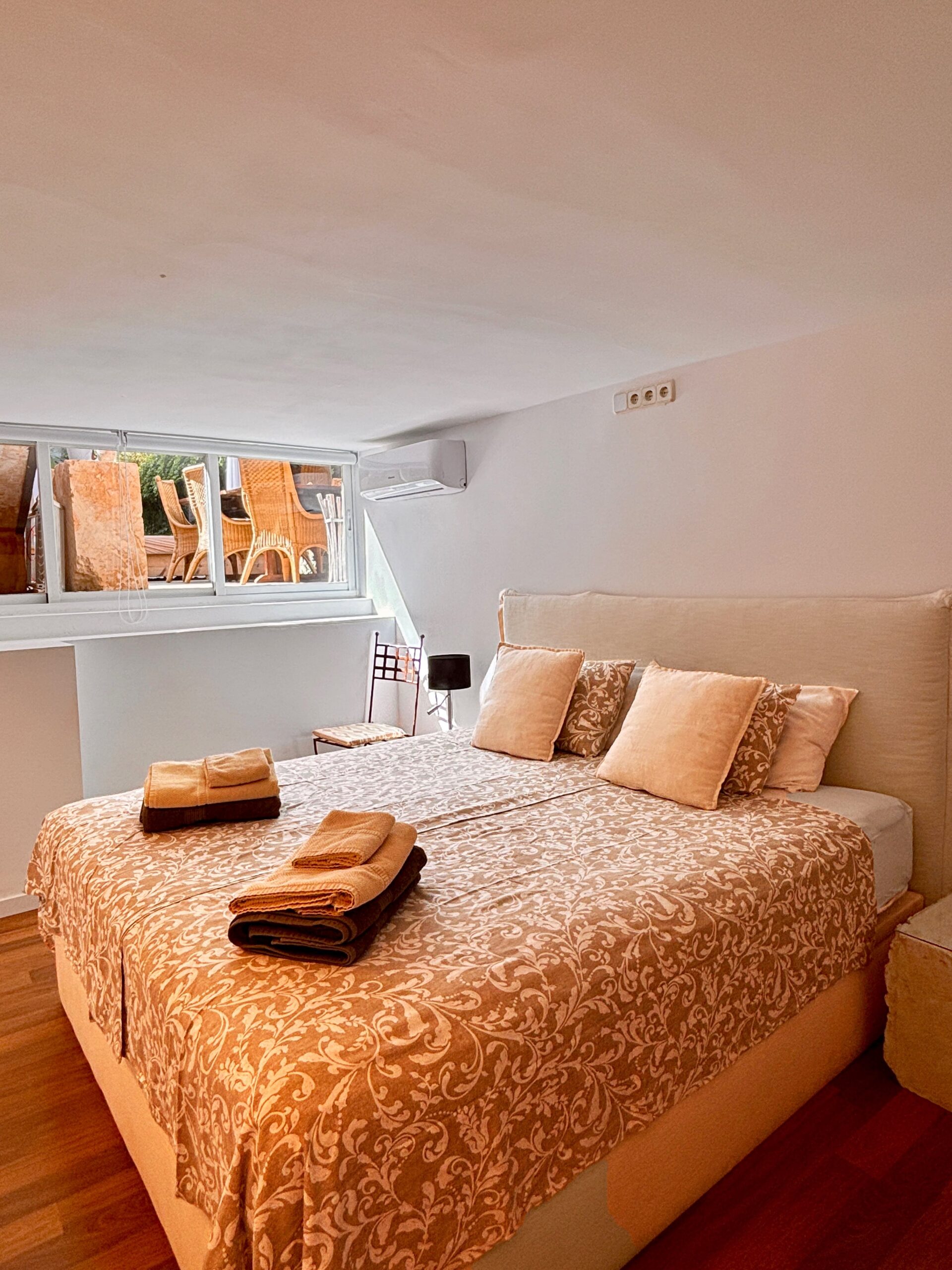 4E530B47-54C1-466A-A967-E5C4B6E3073E-min