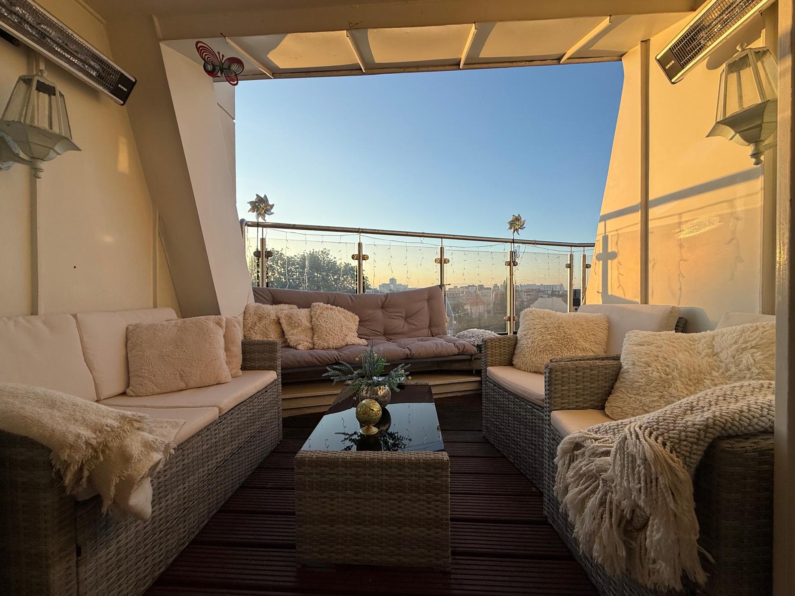 PHOTO-2025-09-01-13-04-35