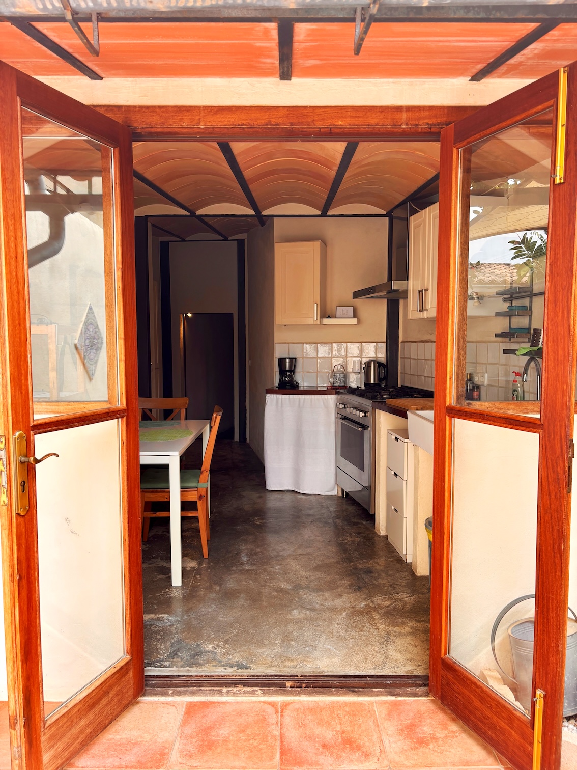 BD8928D7-411A-47DE-9DB1-C22113A952DF