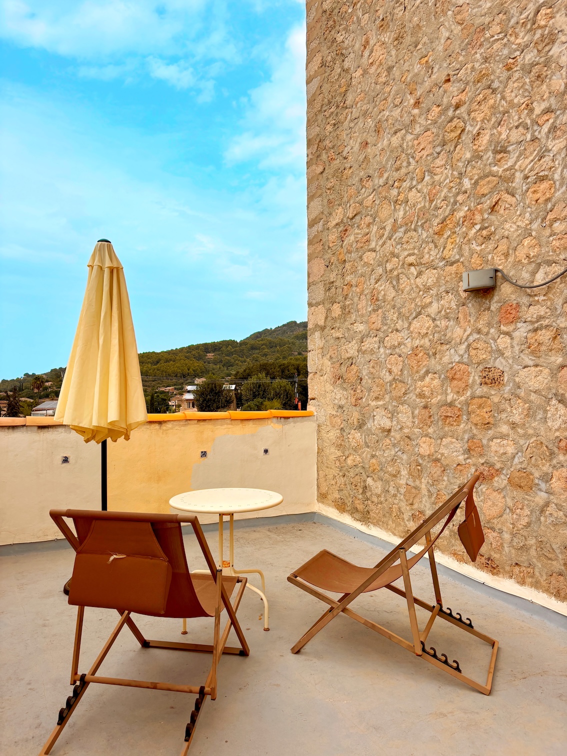 E2F3AE73-6AA1-4297-892A-4967E1A0ABE4