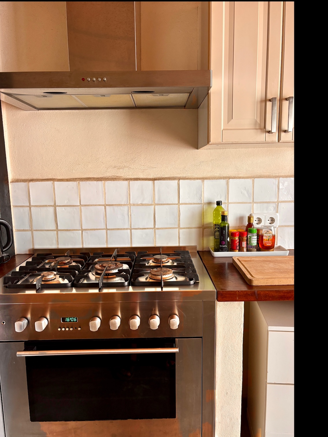 ED7C527A-6819-4DDD-98C0-79C981DEBD01