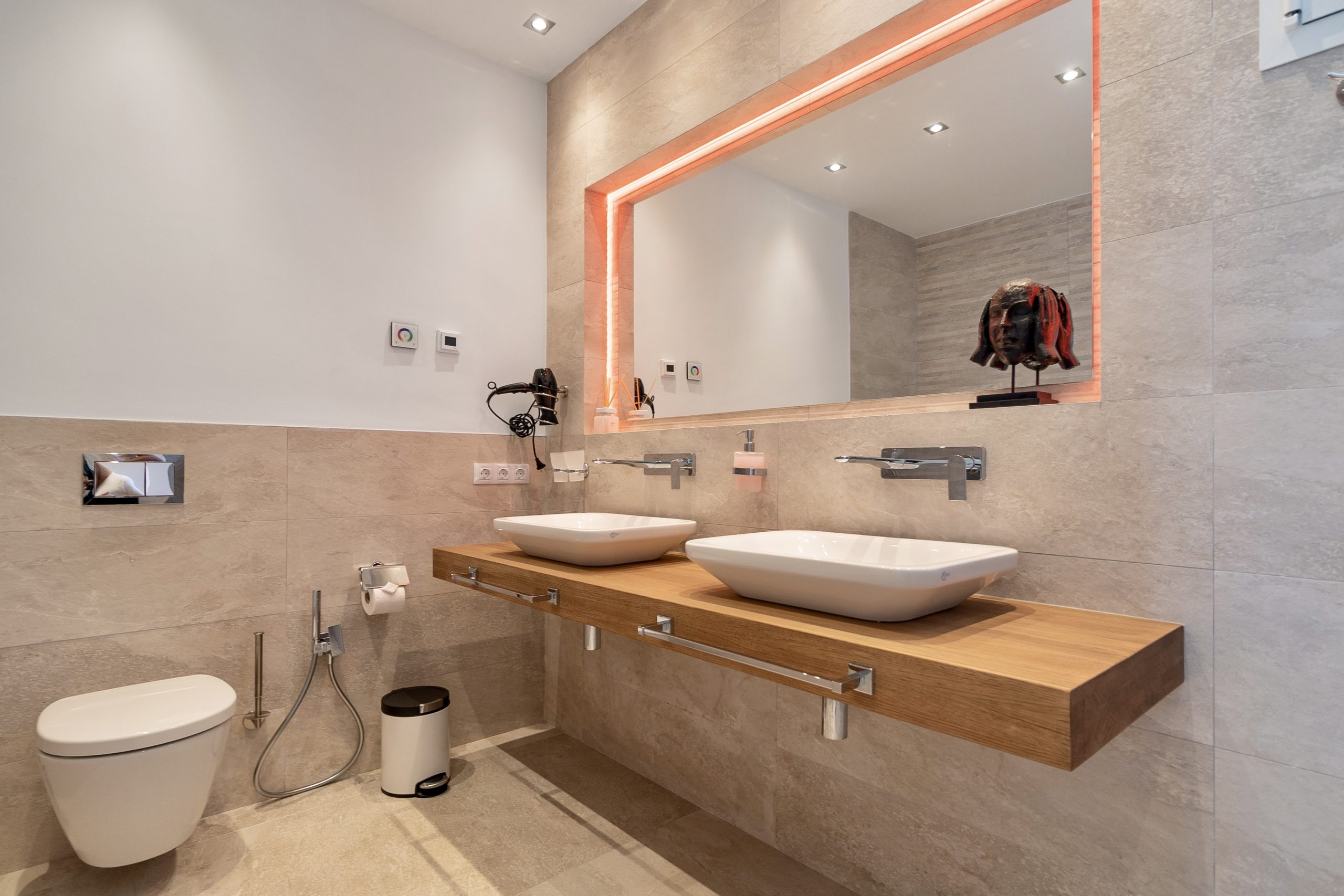 FD88A039-F921-4638-A4CD-EBA89DD67743-scaled