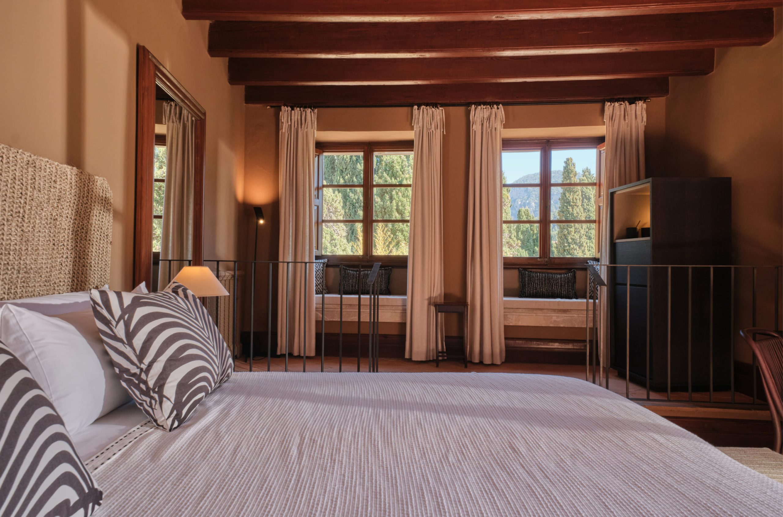 home-room-deluxe-terraces-valldemossa-hotels-it-mallorca-desktop-2-scaled